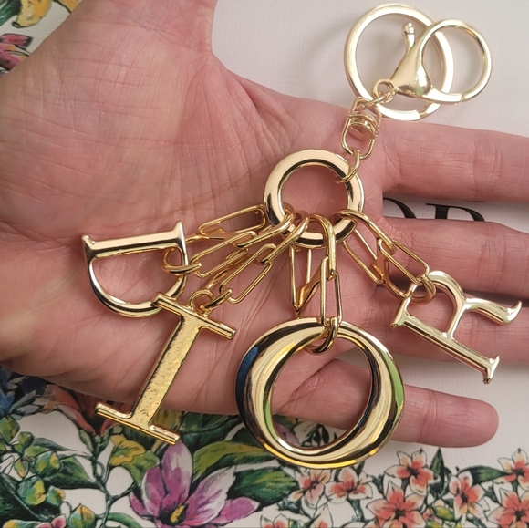 Christian DIOR  LOGO KEYCHAIN BAG CHARM - Picture 3 of 12